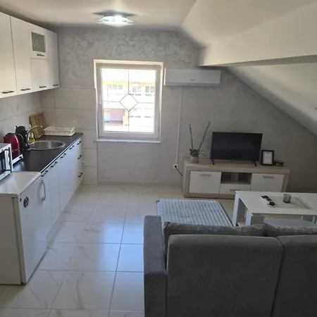 Teo Apartman